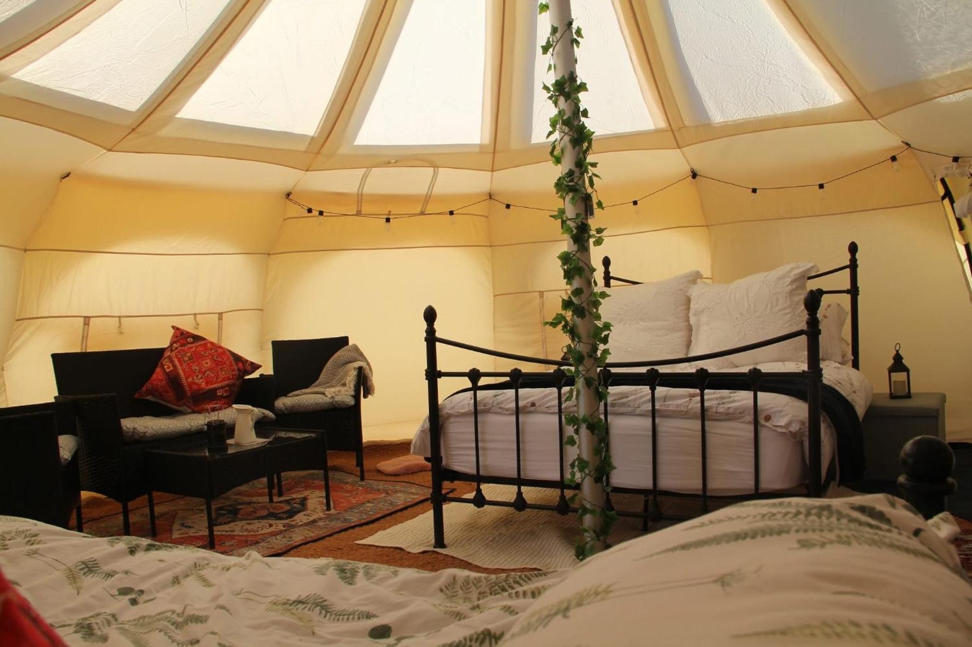 Tal-Y-Fan Farm 6M Stargazer Tent Bridgend  Bagian luar foto