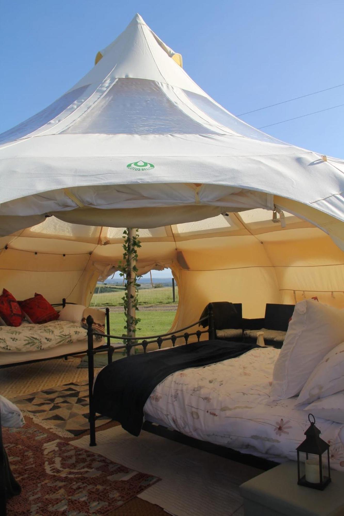 Tal-Y-Fan Farm 6M Stargazer Tent Bridgend  Bagian luar foto