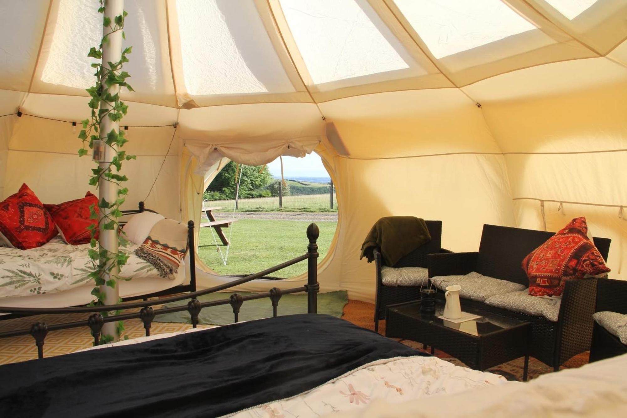 Tal-Y-Fan Farm 6M Stargazer Tent Bridgend  Bagian luar foto